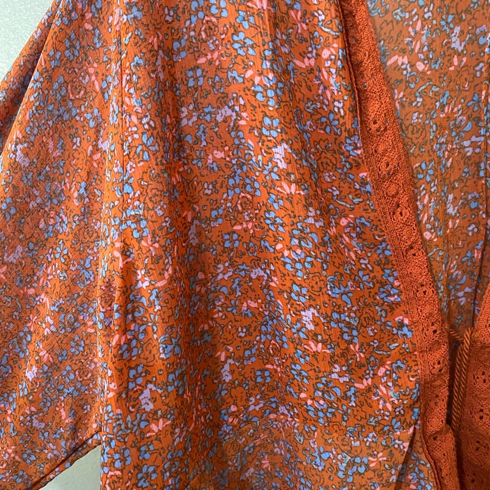 Free People - Picture 3 of 3